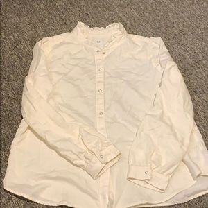 Ivory XL Gap snap front blouse